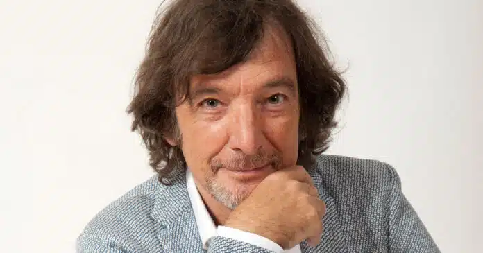 Claudio Cecchetto la chiropratica mi diverte