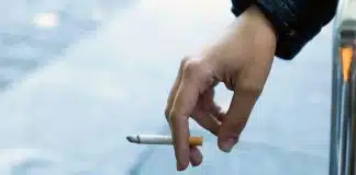 Alimentazione Sibili respiratori fumo adolescenti