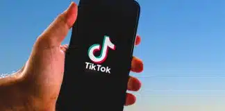 Calamina: impazzano i video su TikTok. Lo scetticismo dei medici